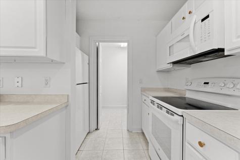 2 Berrywood Court Bourne MA 02532