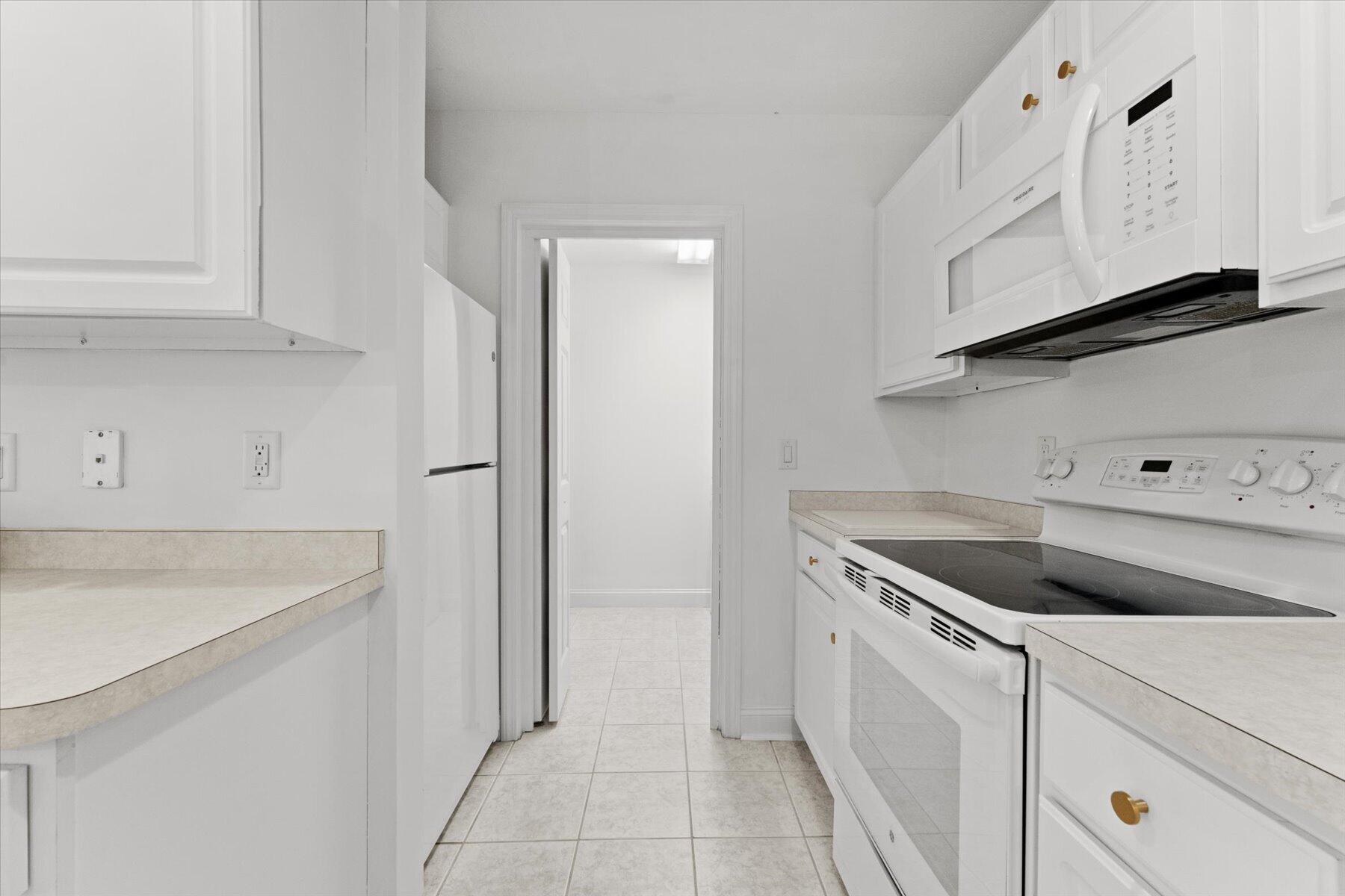2 Berrywood Court Bourne MA 02532
