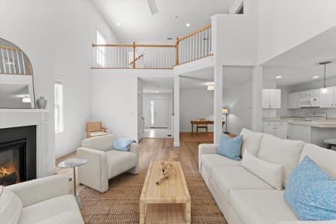 2 Berrywood Court Bourne MA 02532