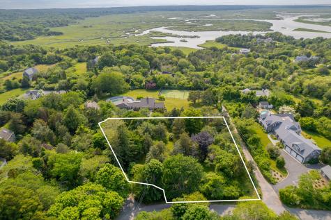 157 Scudder's Lane Barnstable MA 02630