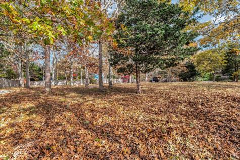 37 Nemsaket Road Falmouth MA 02540