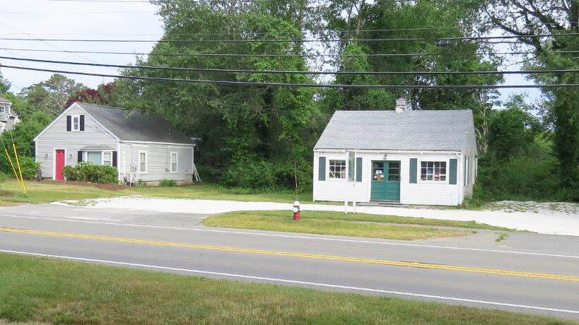 1134 &1142 Main Street Chatham MA 02633