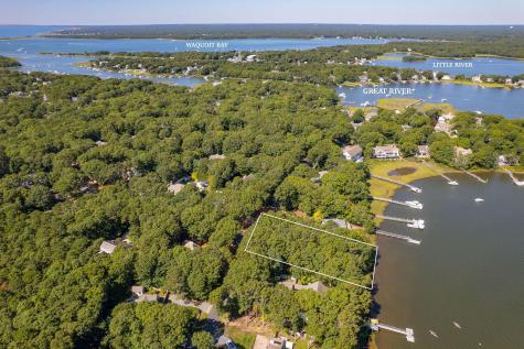 71 Tide Run Mashpee MA 02649
