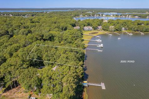 71 Tide Run Mashpee MA 02649