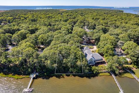71 Tide Run Mashpee MA 02649