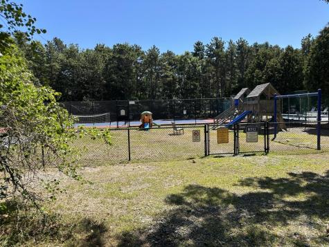 10 Shadbush Circle Mashpee MA 02649