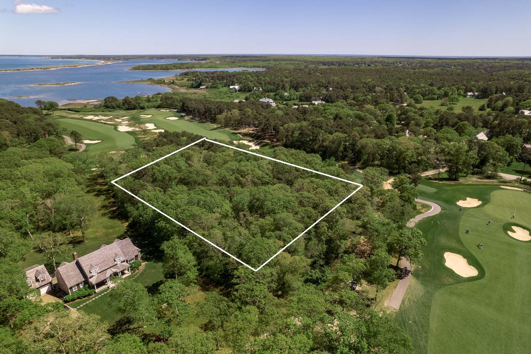 7 Overview Lane Oak Bluffs MA 02557
