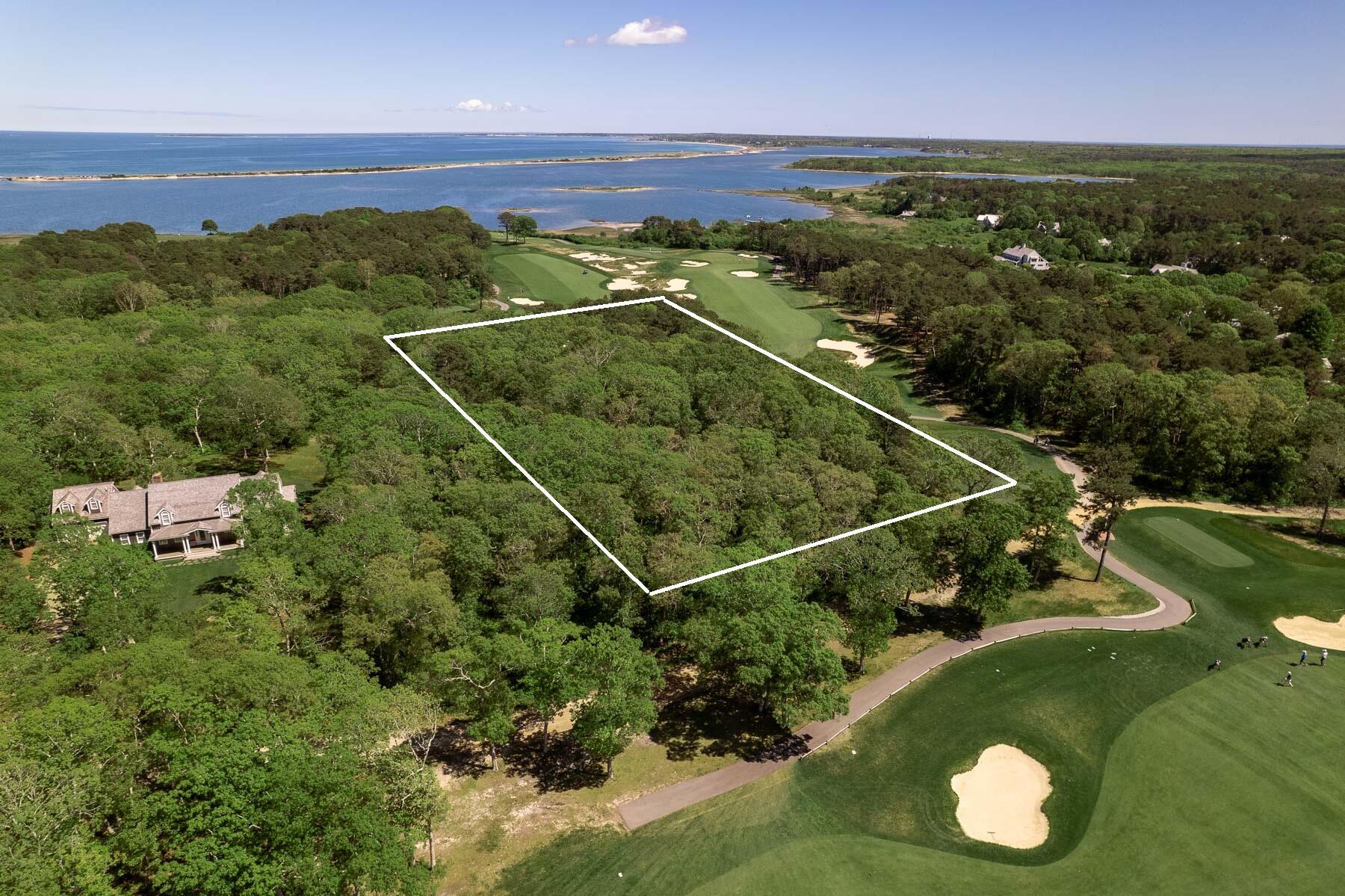 7 Overview Lane Oak Bluffs MA 02557