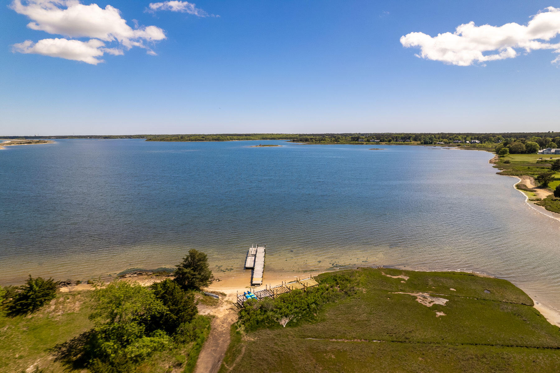 7 Overview Lane Oak Bluffs MA 02557