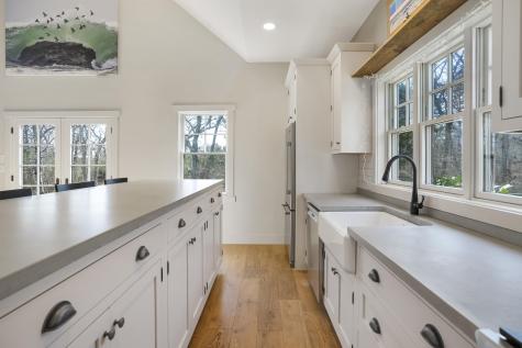 114 Meetinghouse Way Edgartown MA 02539