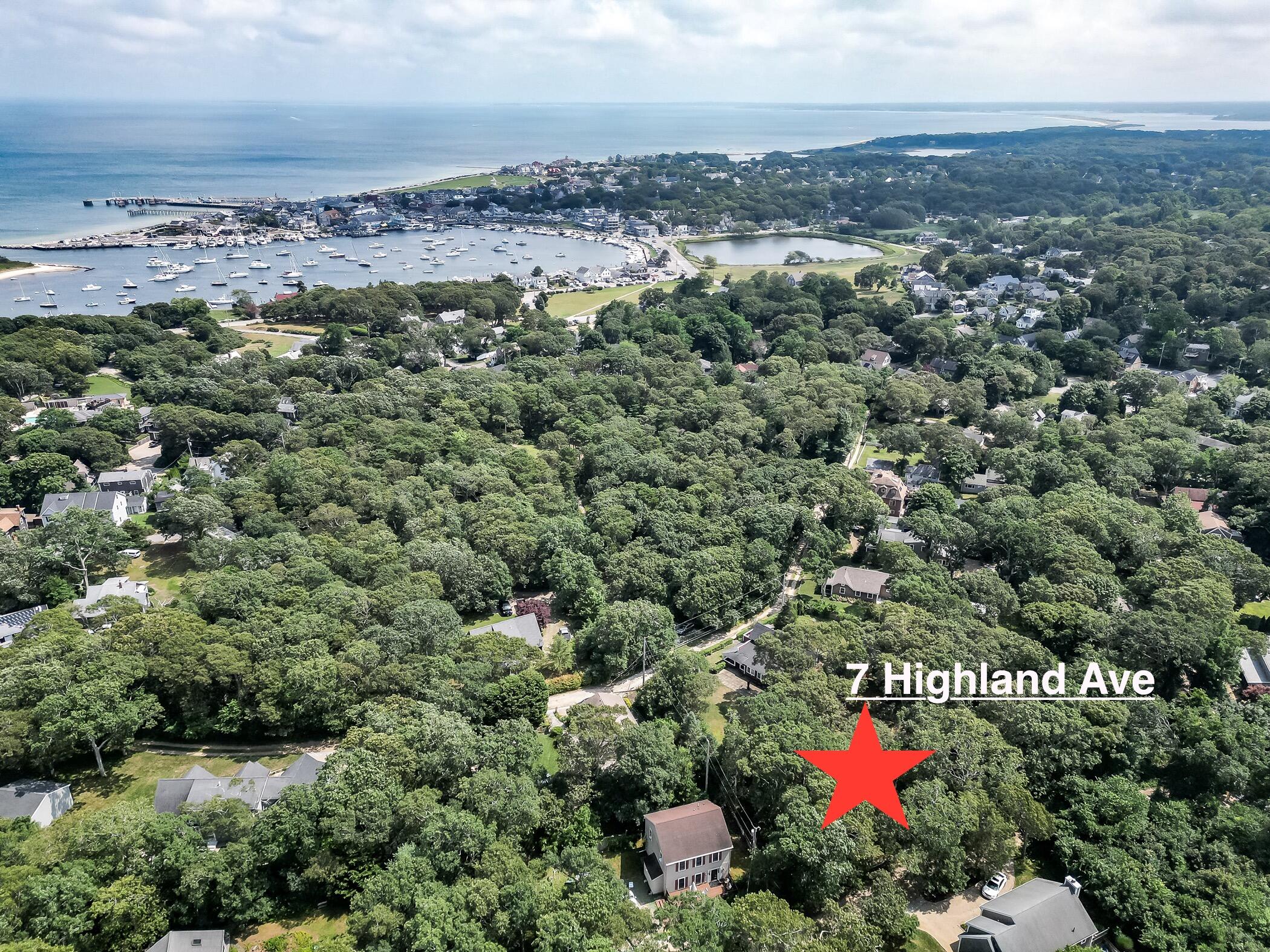 7 Highland Avenue, Vineyard Haven MA