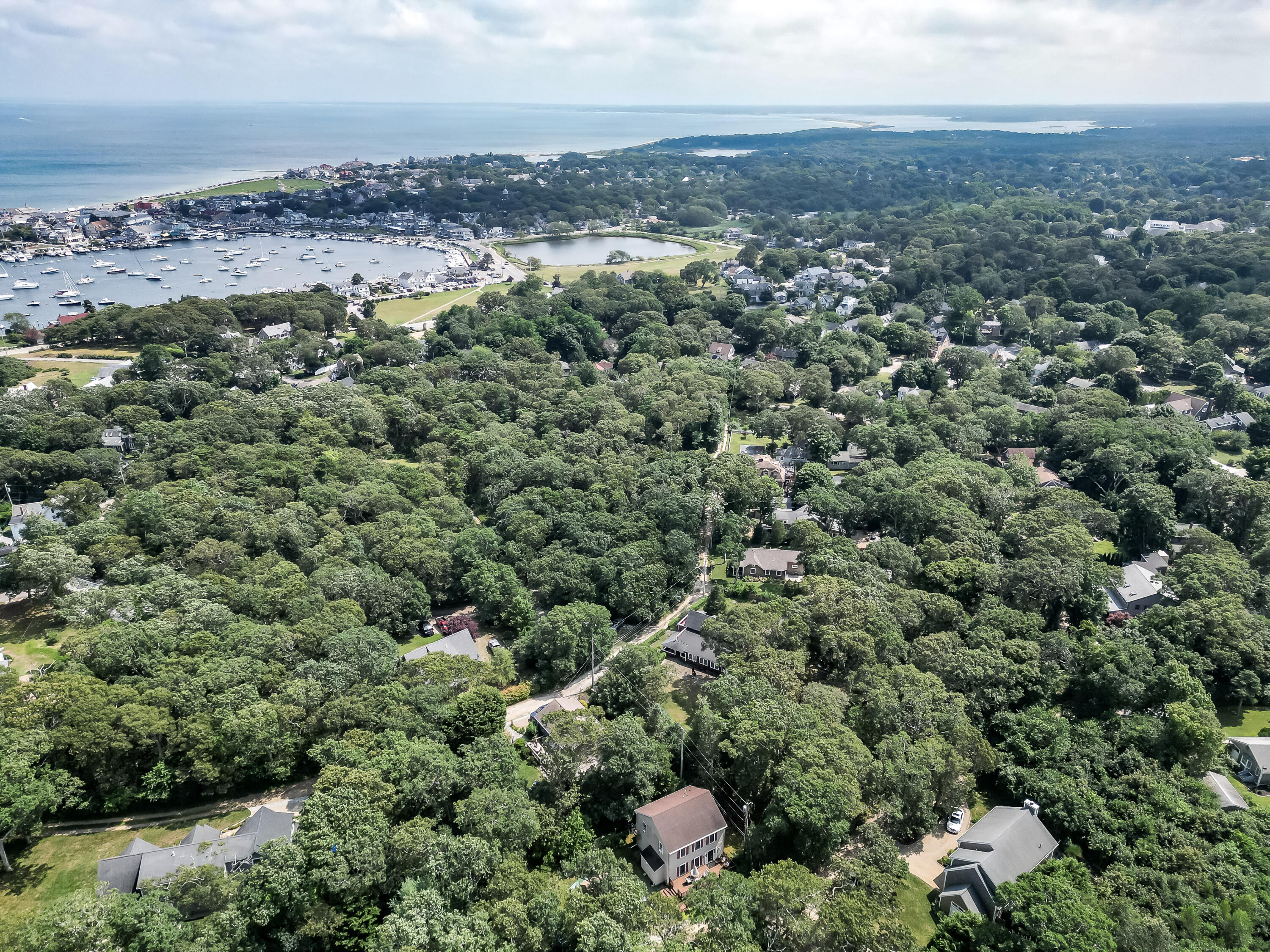 7 Highland Avenue Oak Bluffs MA 02557