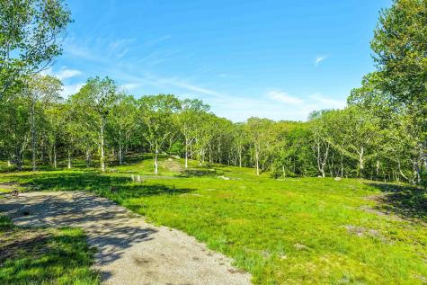 34 Ebens Lane Chilmark MA 02535