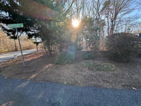 11 Makepeace Lane Yarmouth MA 02673