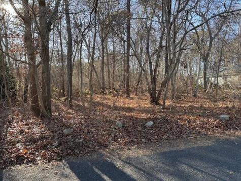 11 Makepeace Lane West Yarmouth MA 02673