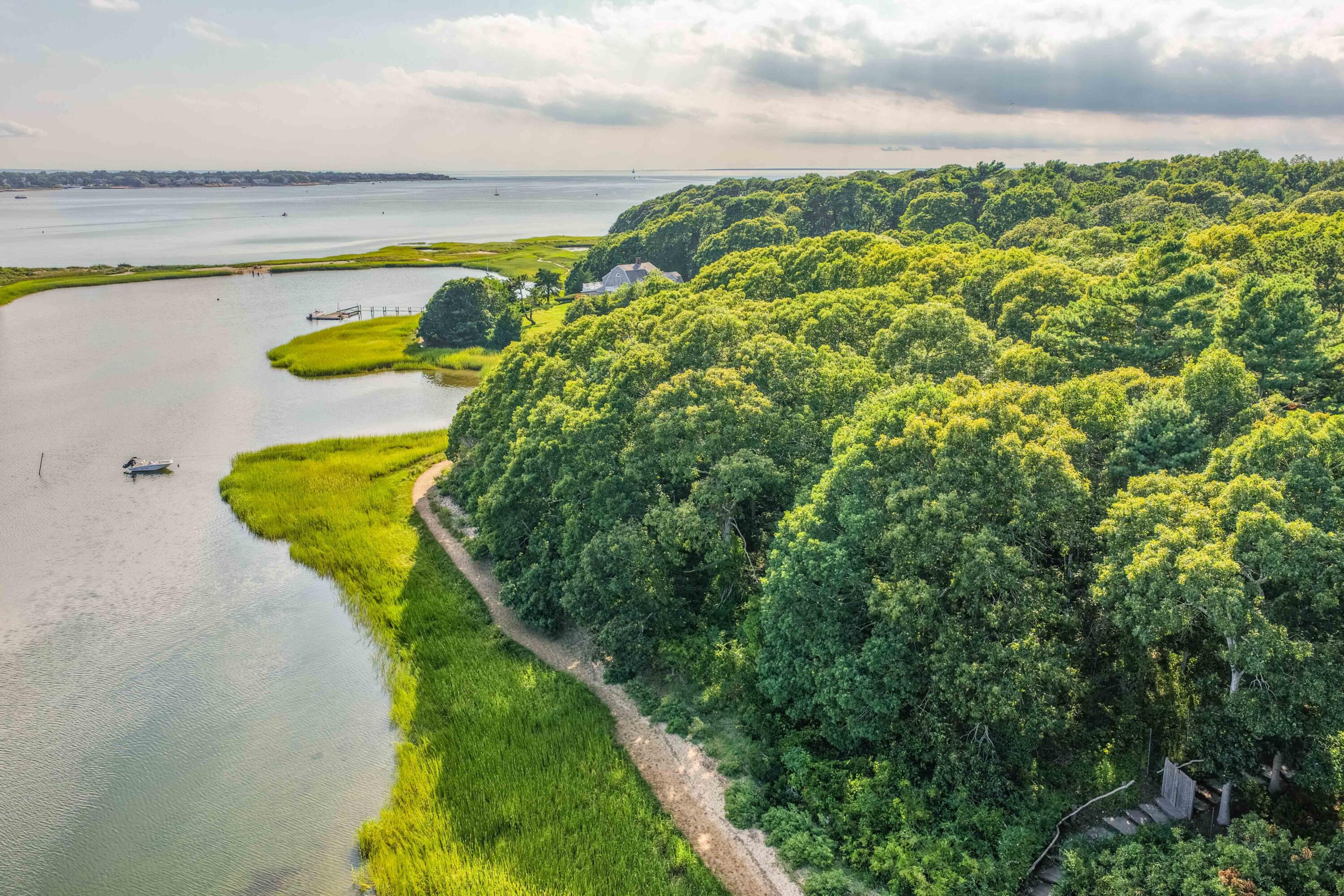 221 Scraggy Neck Road Cataumet MA 02534