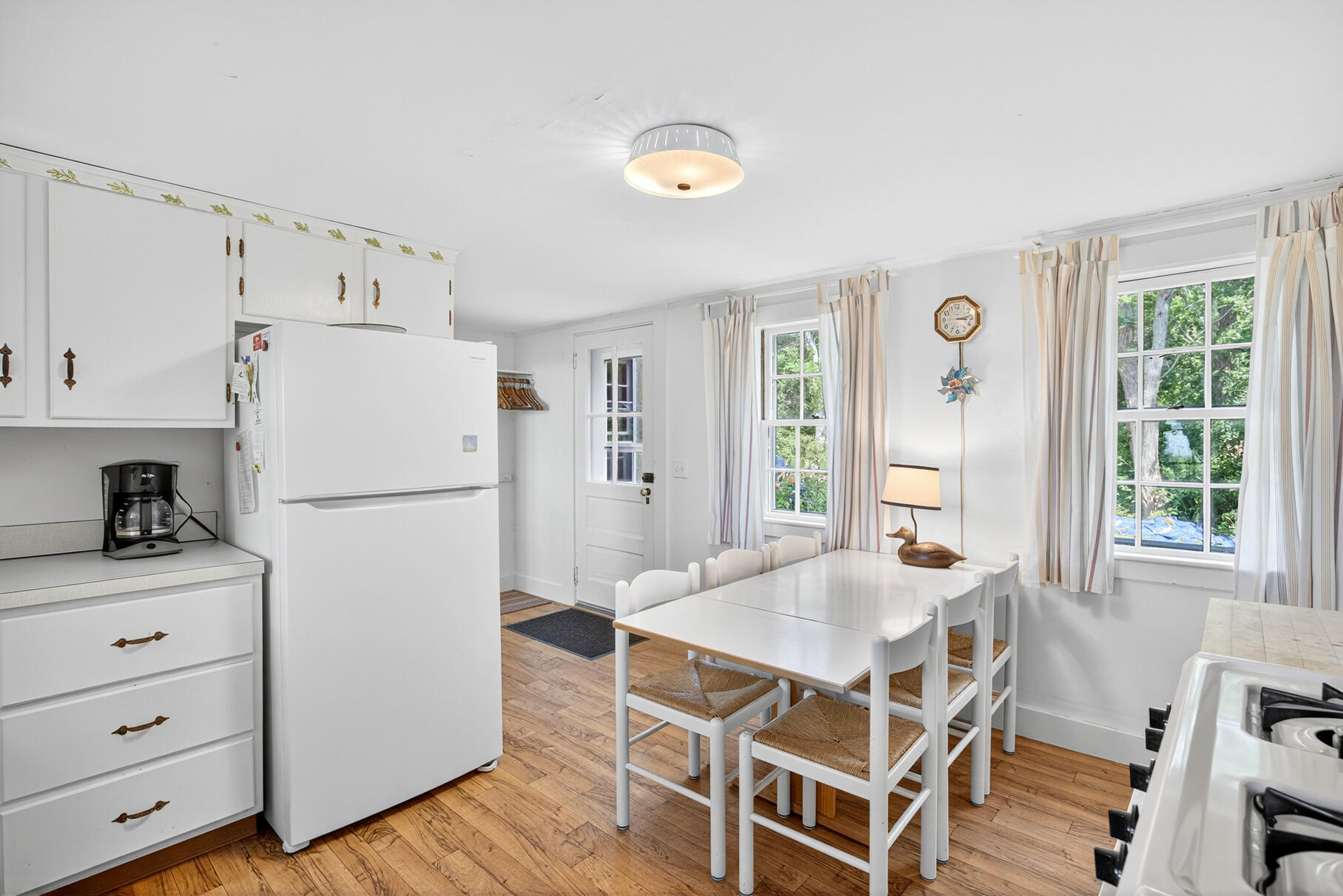 10 Cartway Eastham MA 02642