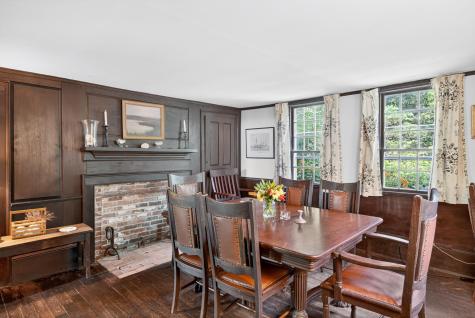 10 Cartway Eastham MA 02642