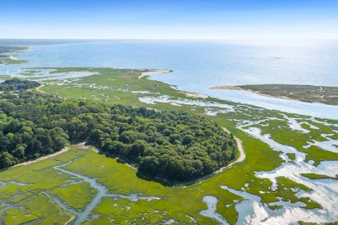 10 Cartway Eastham MA 02642