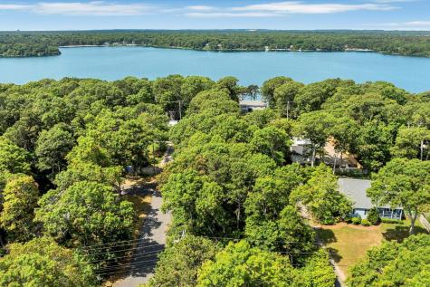 66 Highland Street Mashpee MA 02649