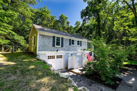 72 Benjamin Nyes Lane North Falmouth MA 02556