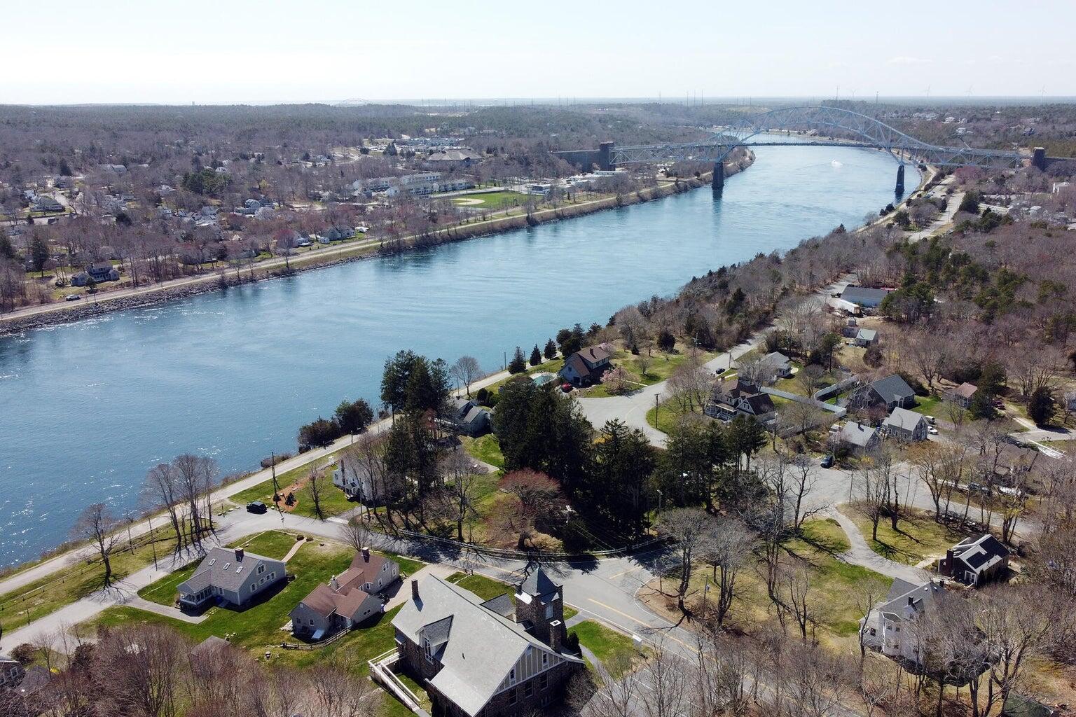 1 Luigi Avenue Bourne MA 02562