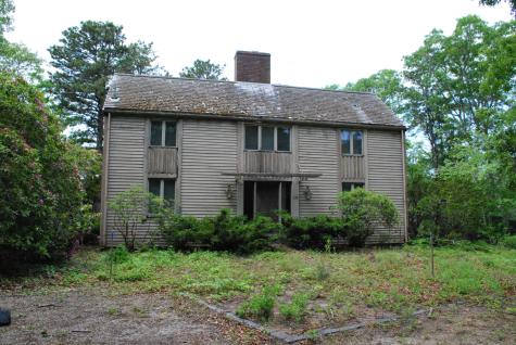 184 Fells Pond Road Mashpee MA 02649