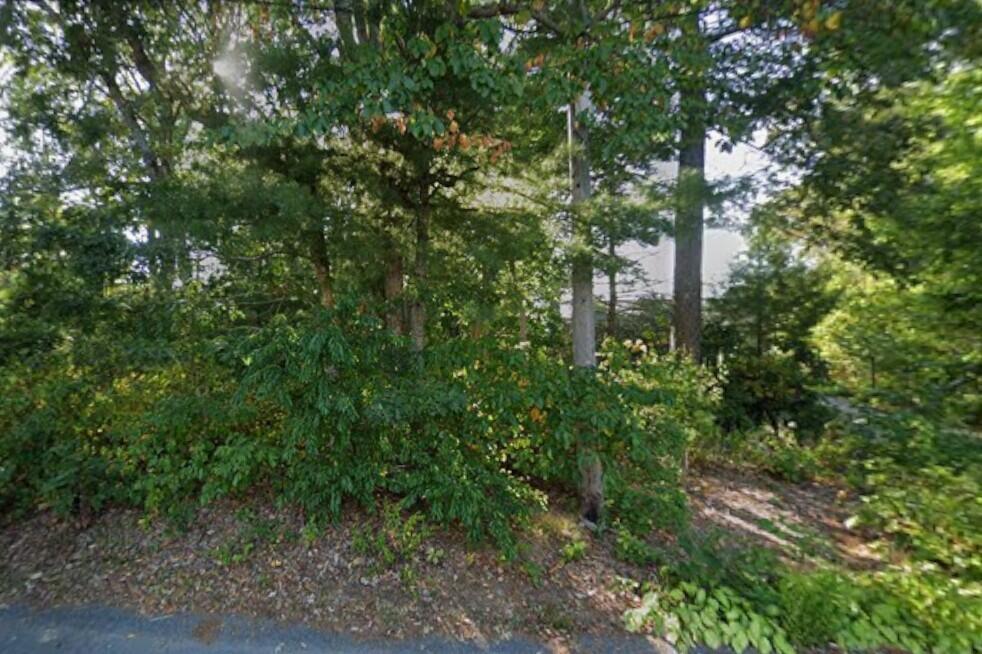 88 Shorewood Drive Mashpee MA 02649