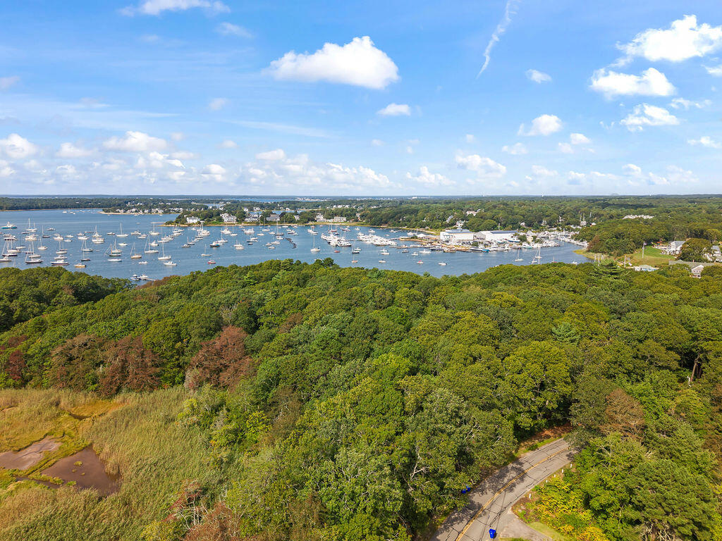 115 Red Brook Harbor Road Cataumet MA 02534