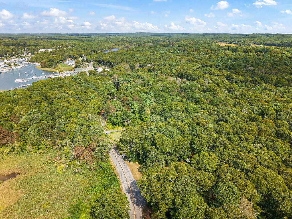 115 Red Brook Harbor Road Cataumet MA 02534
