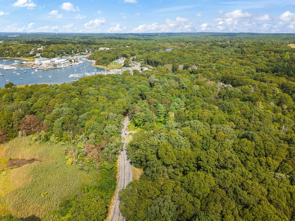 115 Red Brook Harbor Road Cataumet MA 02534