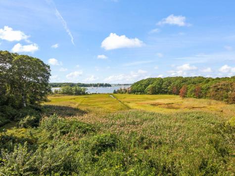 115 Red Brook Harbor Road Cataumet MA 02534