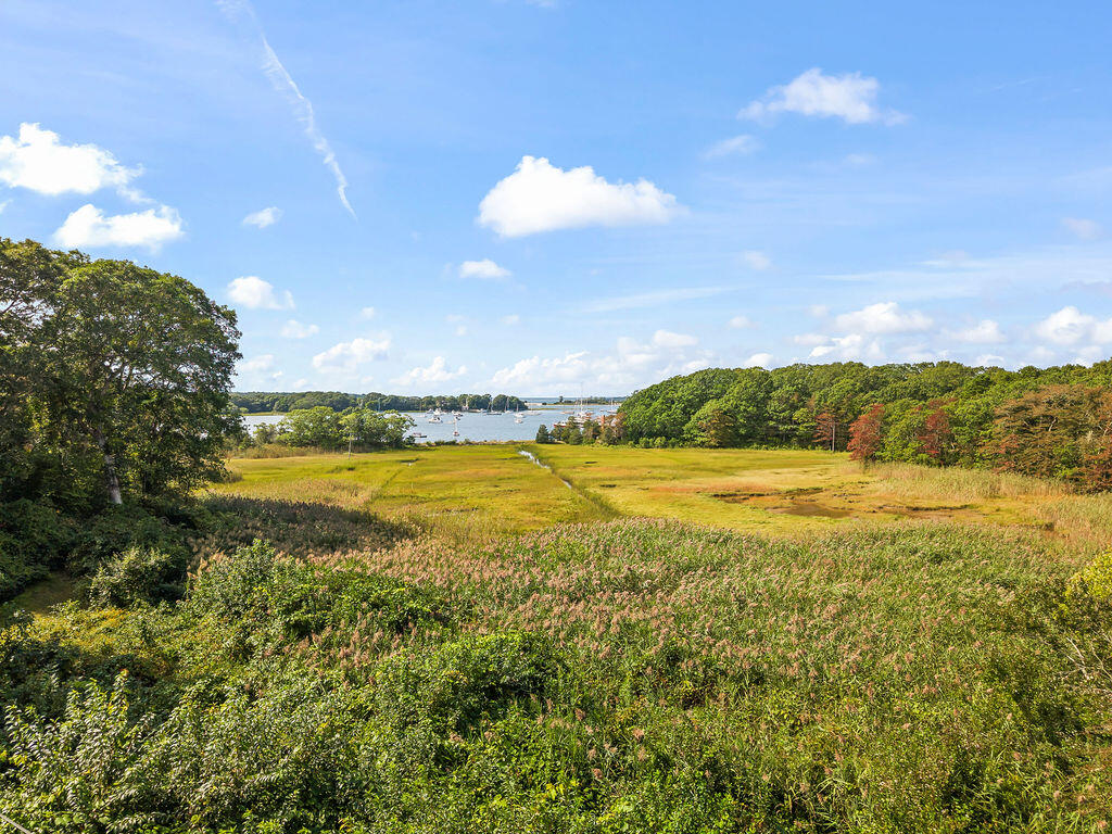 115 Red Brook Harbor Road Cataumet MA 02534