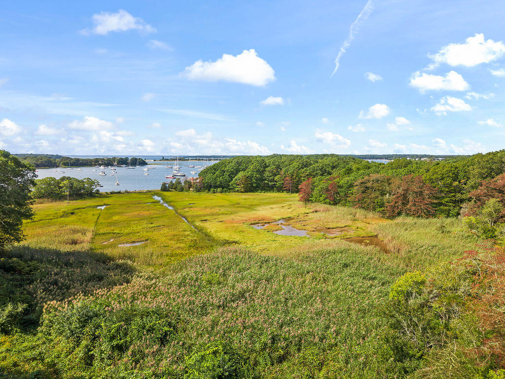 115 Red Brook Harbor Road Cataumet MA 02534