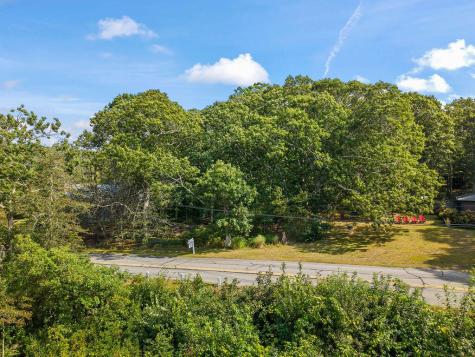 115 Red Brook Harbor Road Cataumet MA 02534