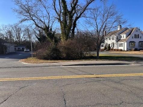 568 Route 6a Dennis MA 02638