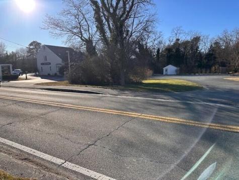 568 Route 6a Dennis MA 02638