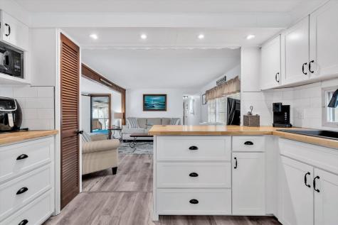 310 Old Chatham Road Dennis MA 02660
