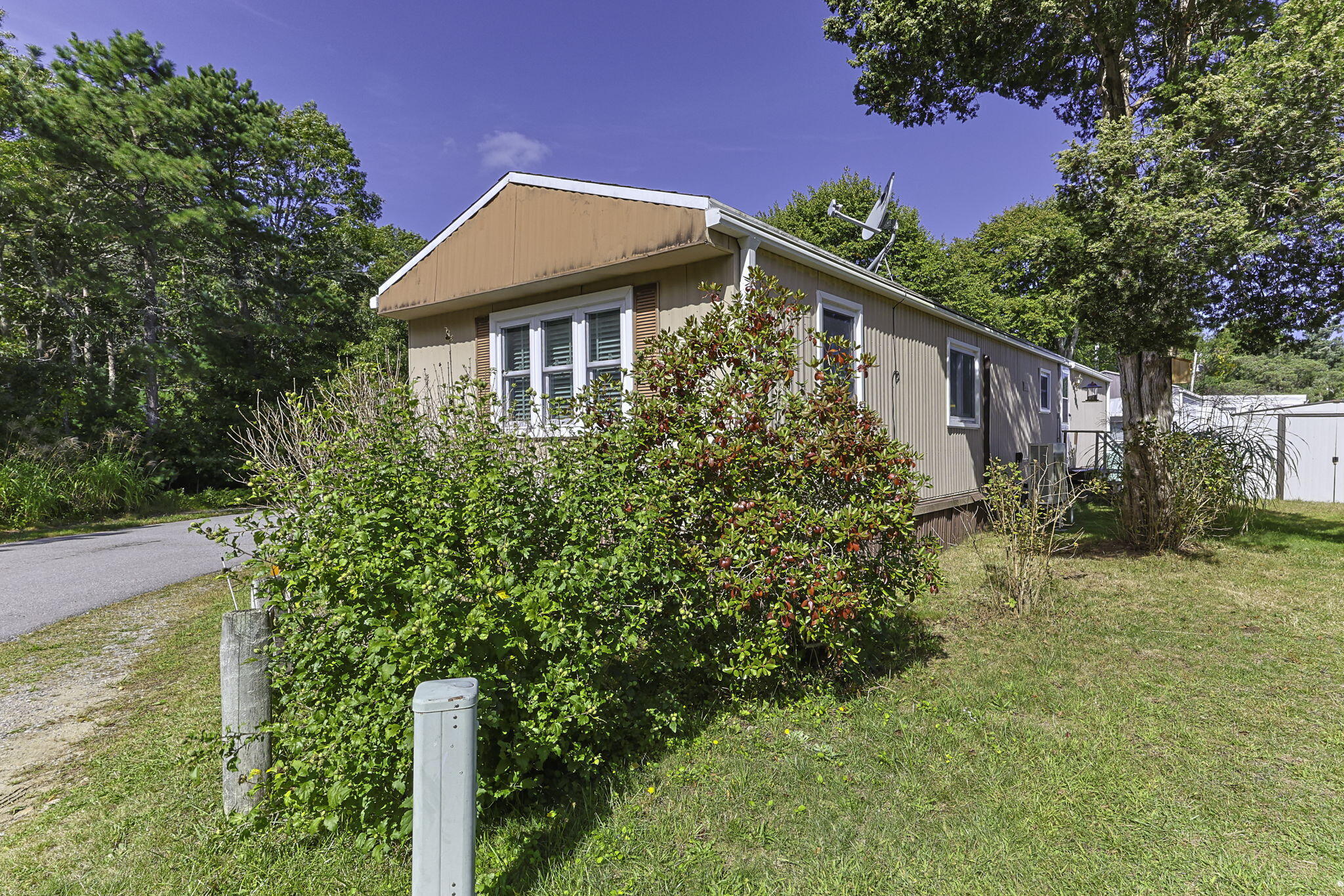 2 5th Avenue Bourne MA 02532