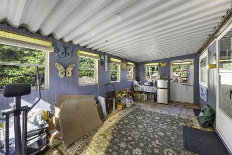 2 5th Avenue Bourne MA 02532