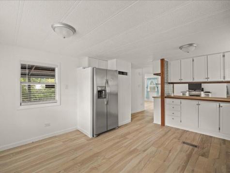 32-6 S Mdw Village Carver MA 02330