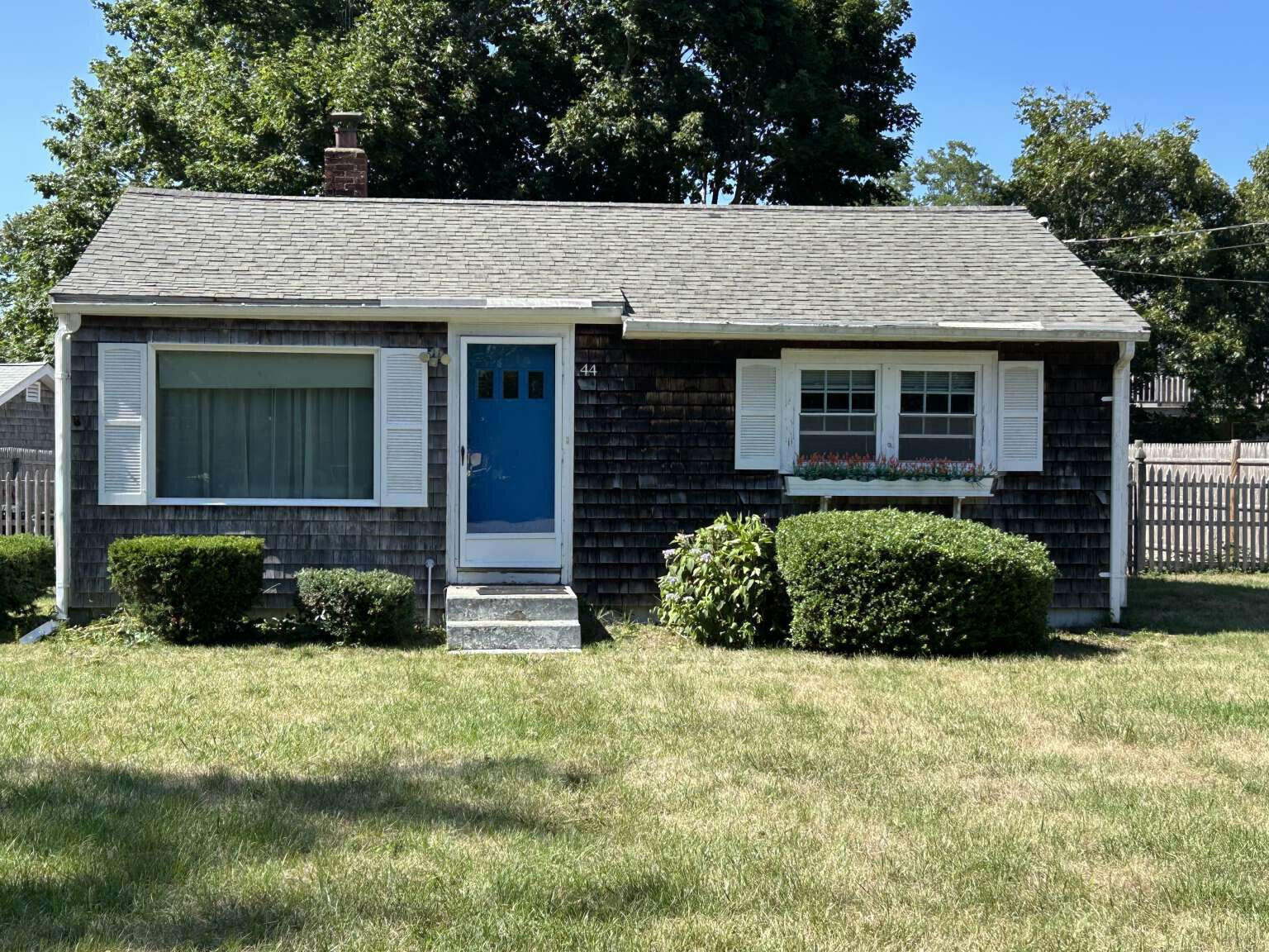 44 Trotters Lane West Dennis MA 02670