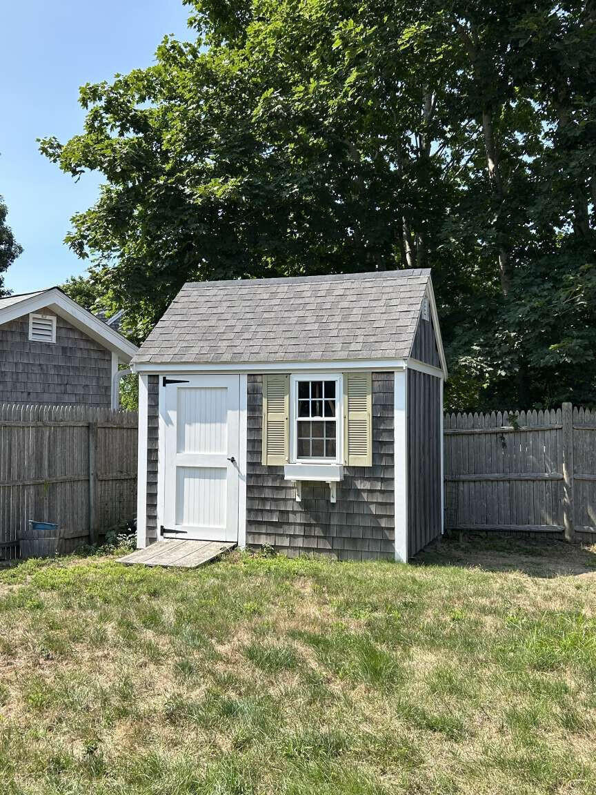 44 Trotters Lane West Dennis MA 02670