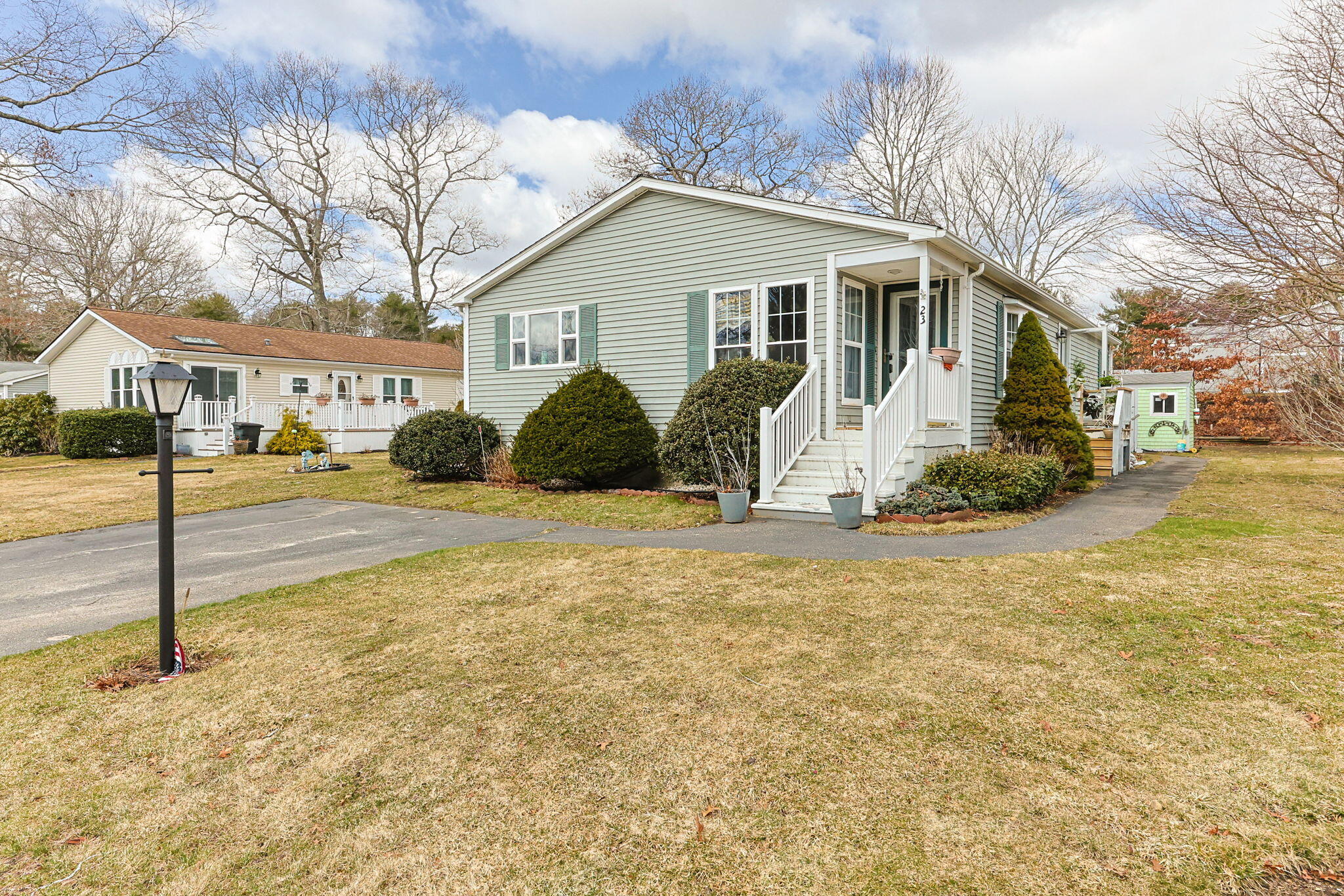 23 Green Holly Drive Kingston MA 02364