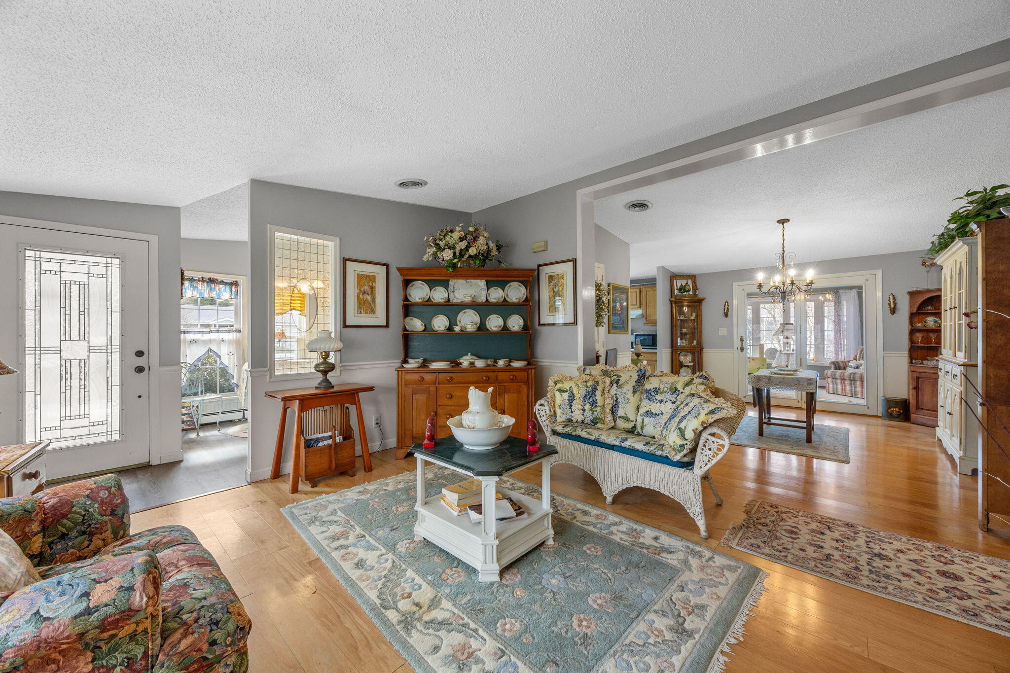 23 Green Holly Drive Kingston MA 02364
