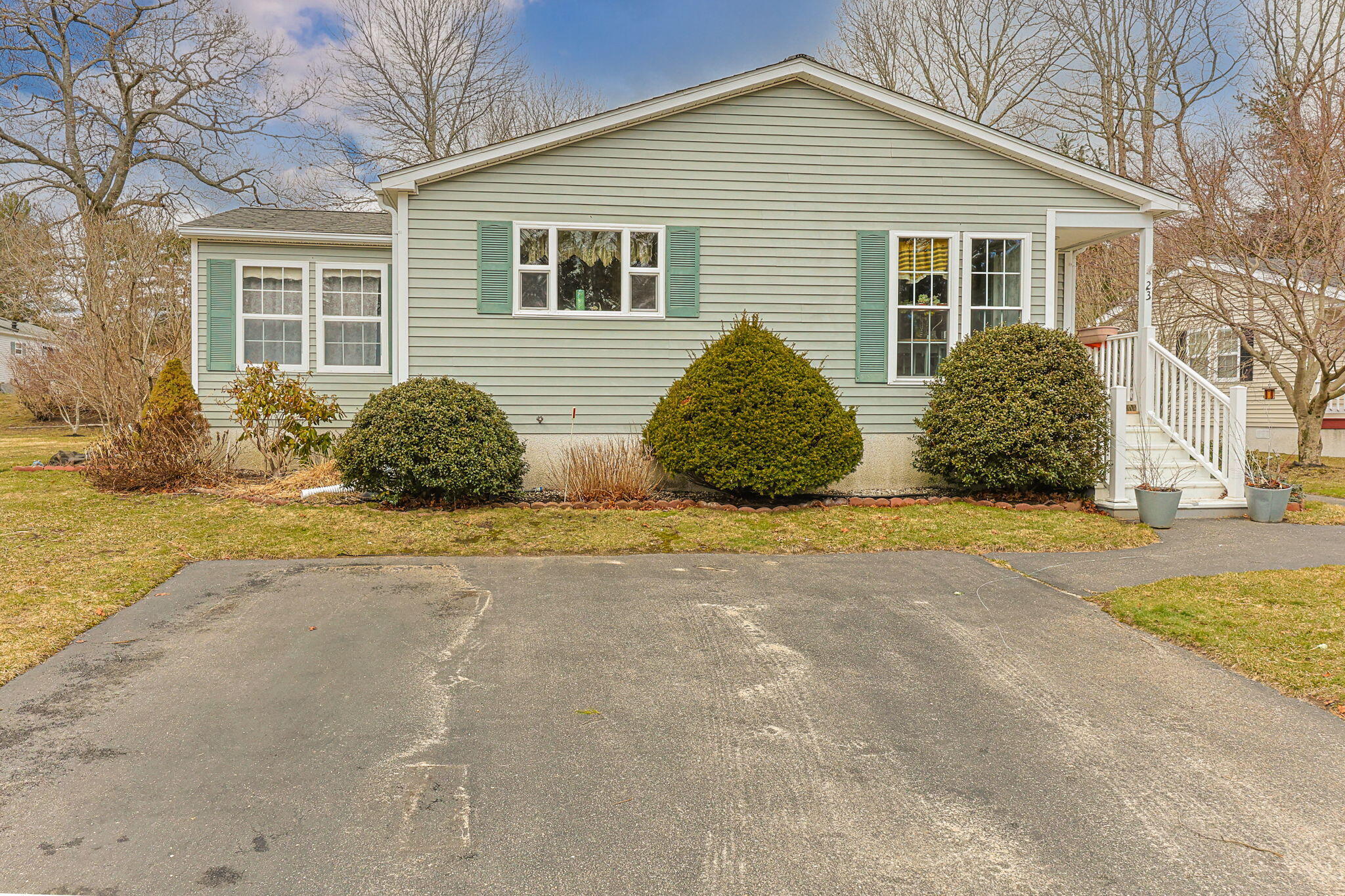 23 Green Holly Drive Kingston MA 02364