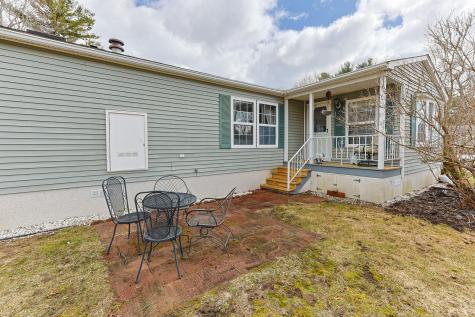 23 Green Holly Drive Kingston MA 02364