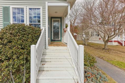 23 Green Holly Drive Kingston MA 02364