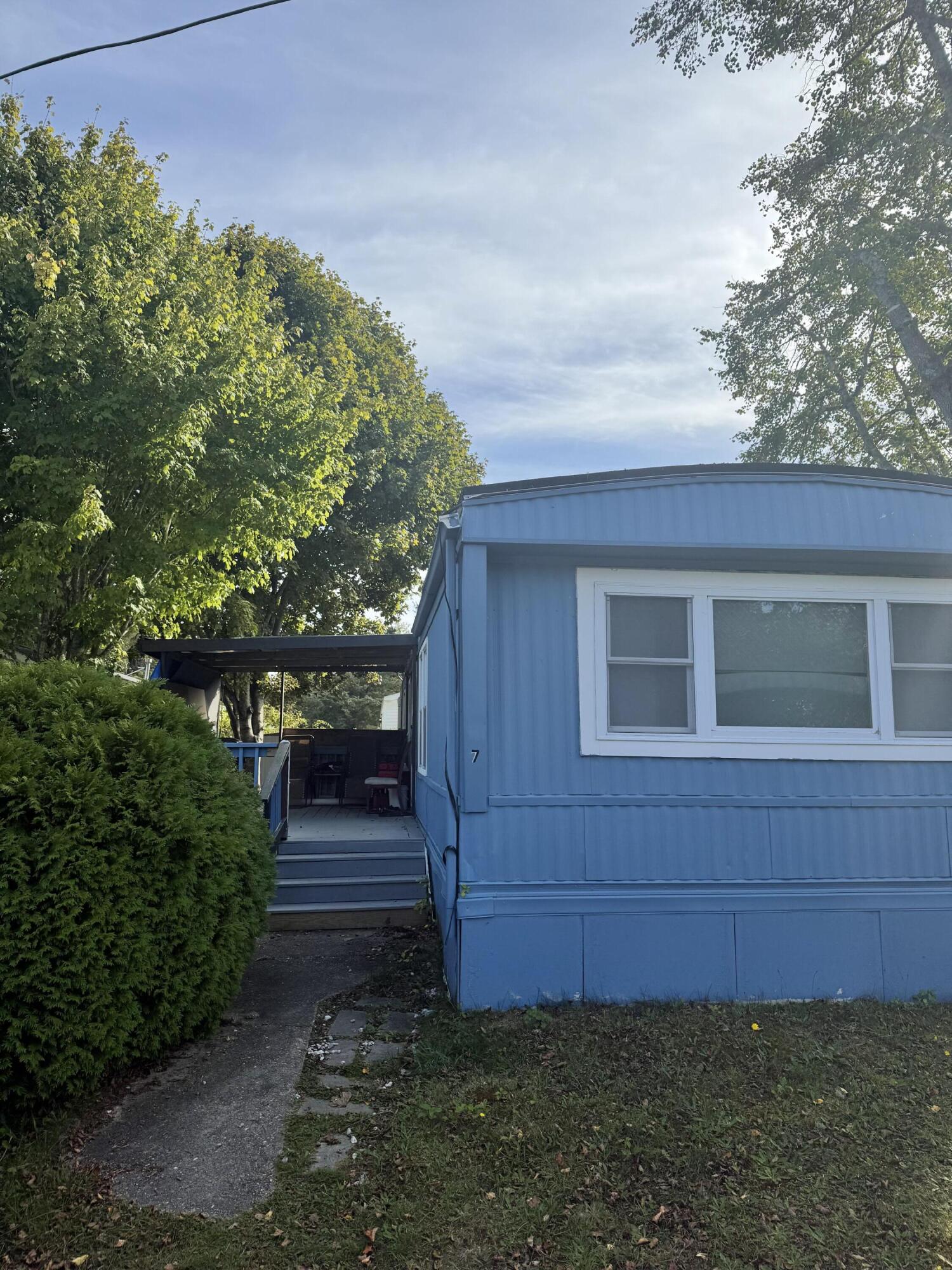 7 4th Avenue Bourne MA 02559