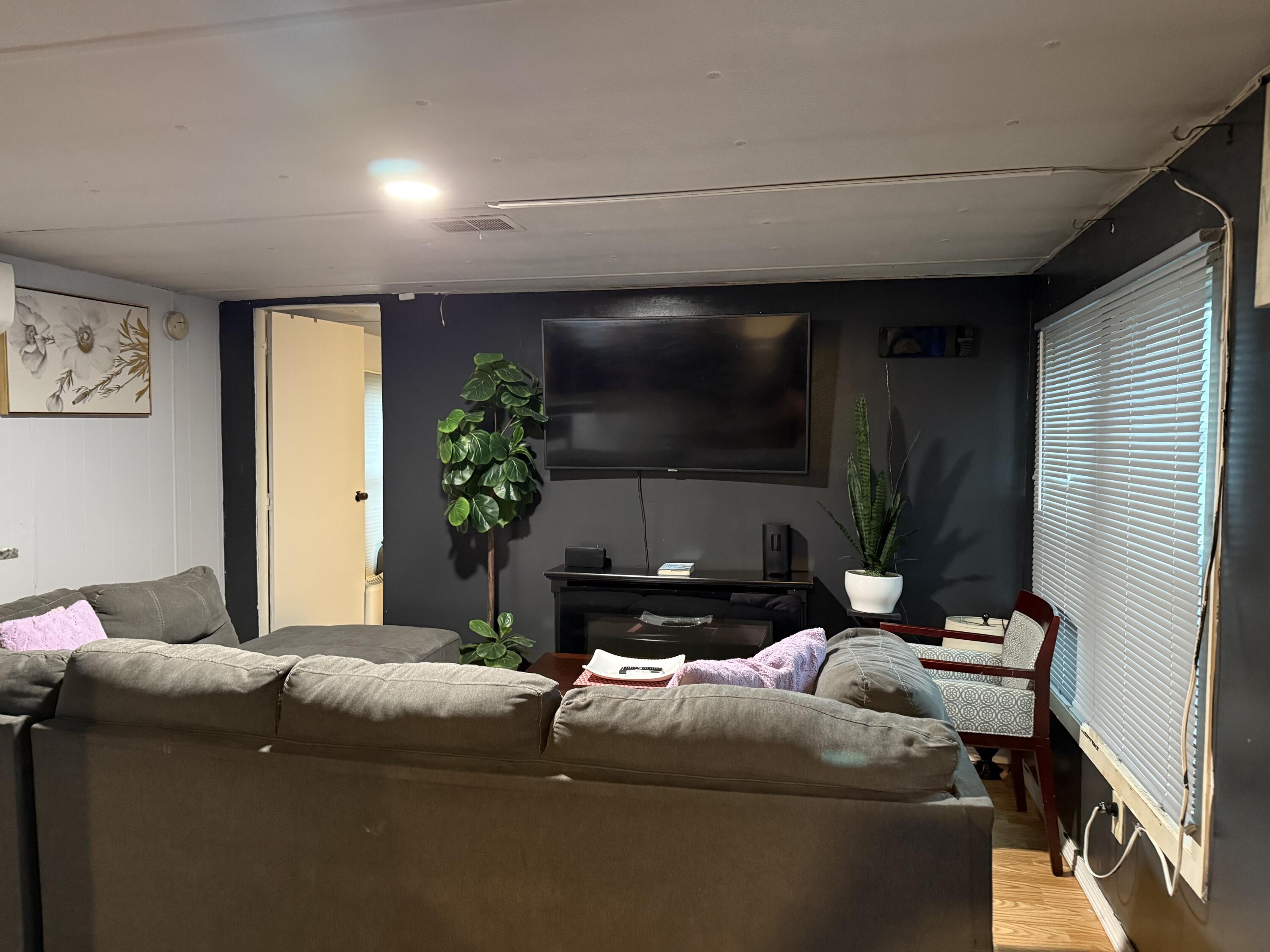 7 4th Avenue Bourne MA 02559